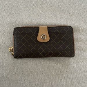 La Tour Eiffel Faux Leather Wallet